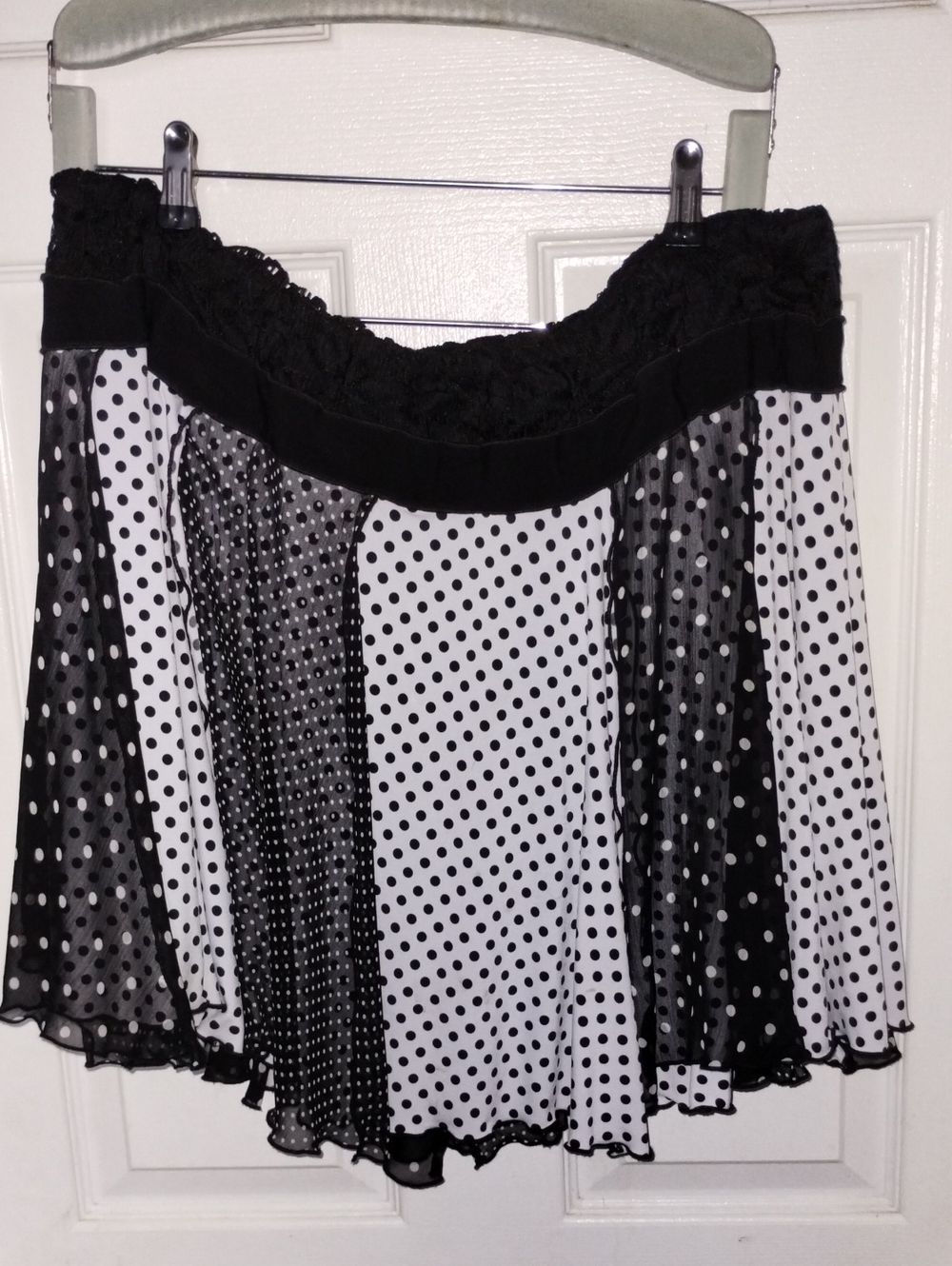Joseph Ribkoff Polka Dot Mesh Paneled Swing Skirt Black/White Size 20